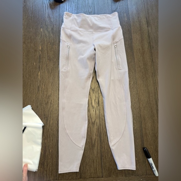 Athleta fleecey Rainer tight legging Light grey High-Waisted size medium - Picture 1 of 4